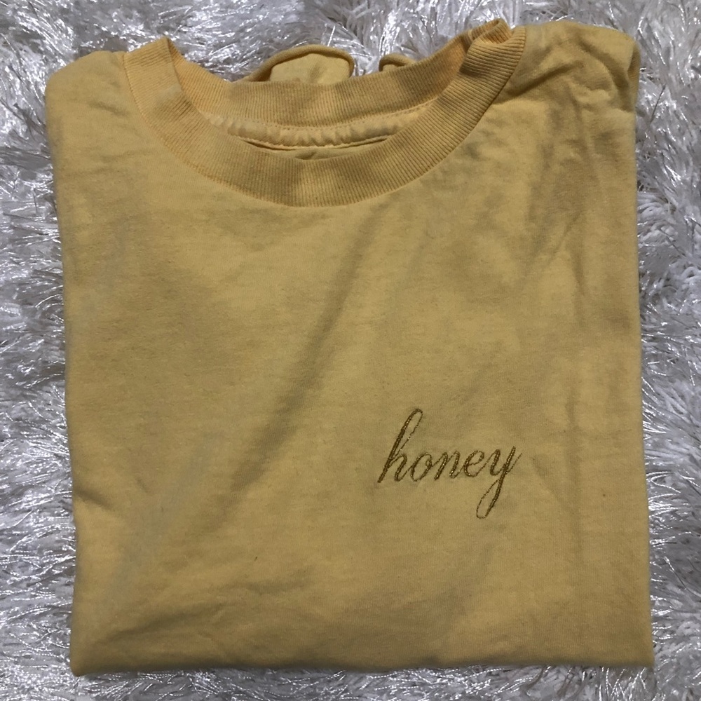 Brandy melville “honey” t-shirt